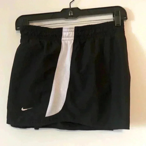 NIKE Lined 4” Mesh Stripe Relaxed Fit Running Shorts - Picture 3 of 7